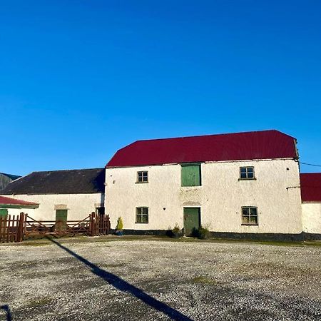 Reillys @ Rohan'S Farm Cork Exterior photo